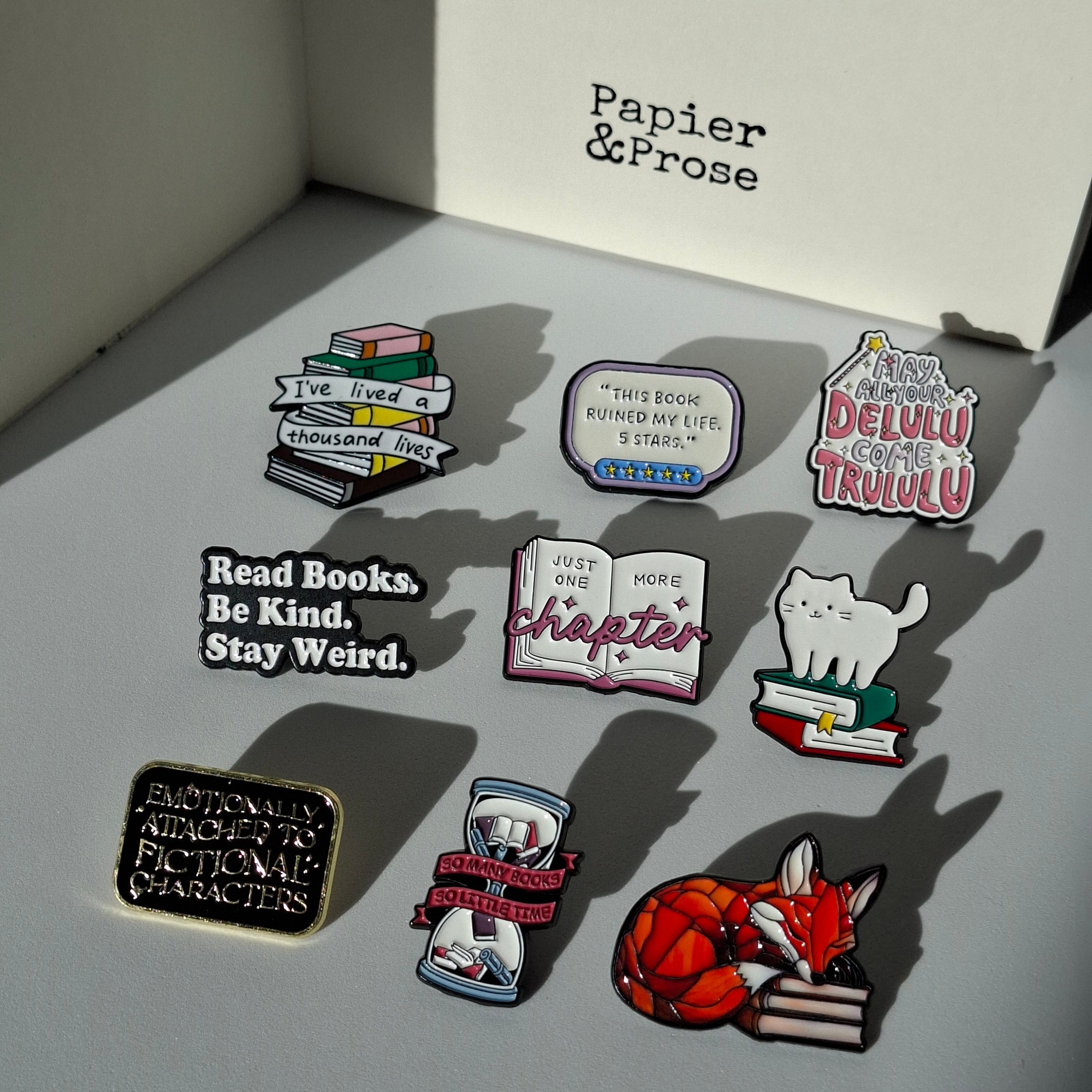 Bookish enamel badge pins Papier & Prose