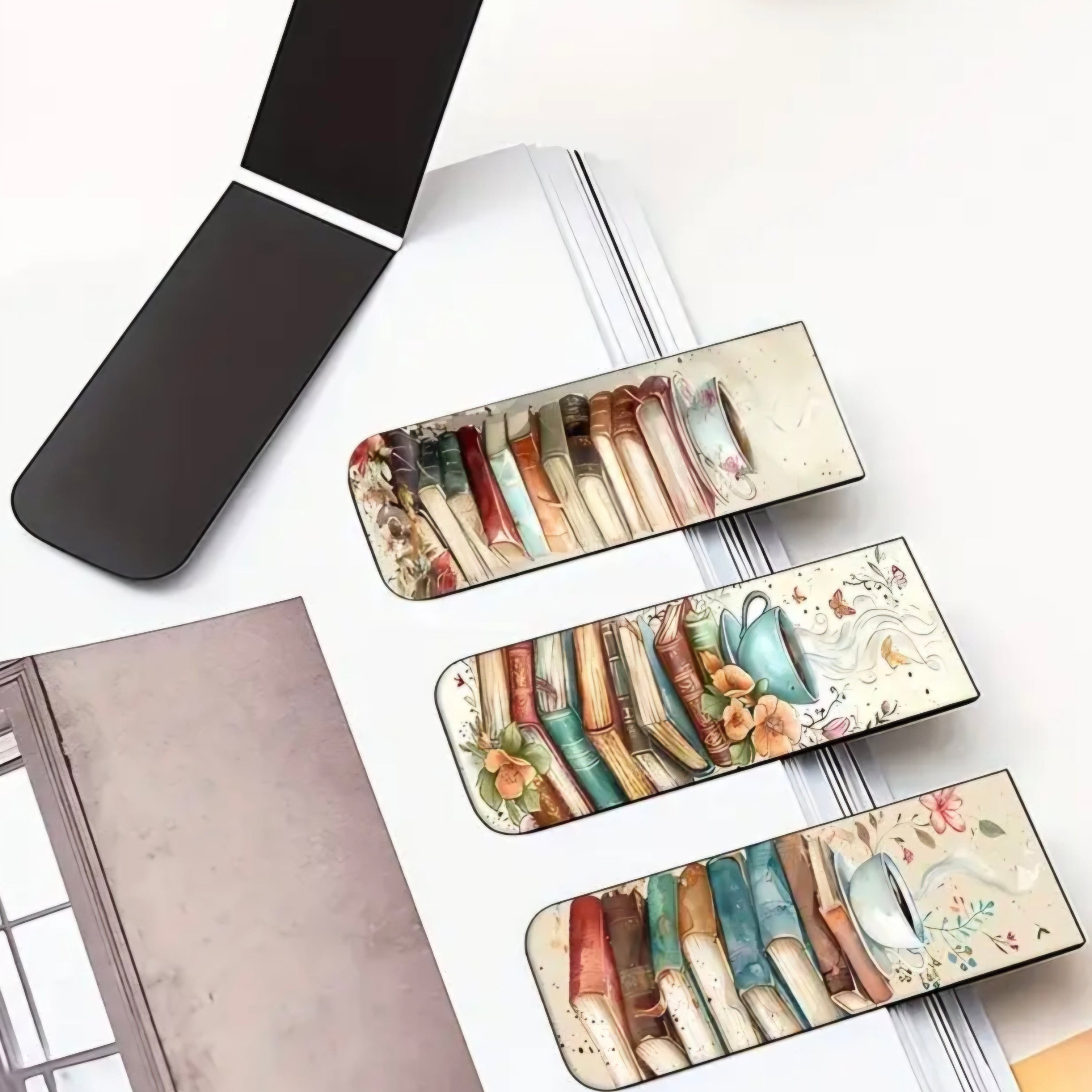 books and tea magnetic bookmarks Papier & Prose set of 3 bookish